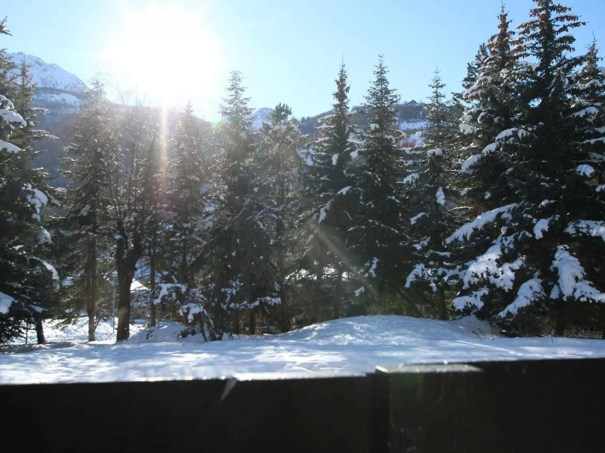 Apartment Charmant Studio Renove A Chantemerle Avec Jardin, Parking Et Wifi, Ideal Pour 4 Personnes - Fr-1-330E-111 Champcella