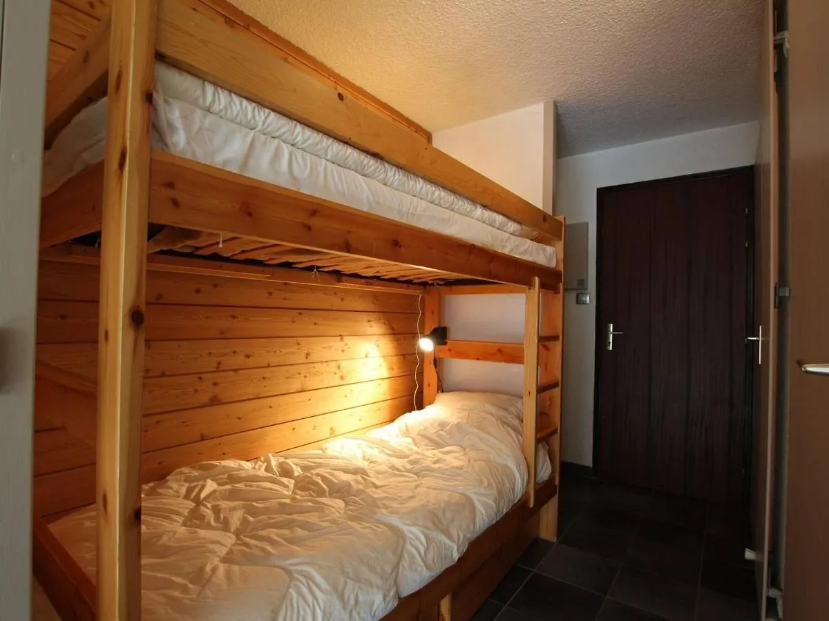 Charmant Studio Renove A Chantemerle Avec Jardin, Parking Et Wifi, Ideal Pour 4 Personnes - Fr-1-330E-111 Champcella 0*,  France