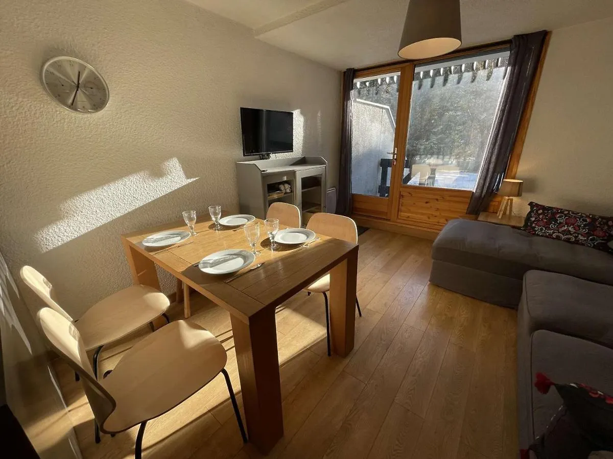 Charmant Studio Renove A Chantemerle Avec Jardin, Parking Et Wifi, Ideal Pour 4 Personnes - Fr-1-330E-111 Champcella